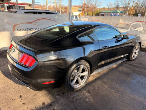 2015 Ford Mustang V6