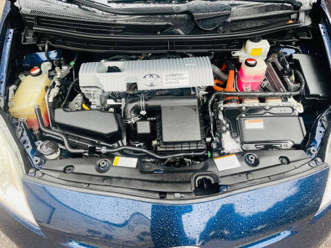 2015 Toyota Prius Four