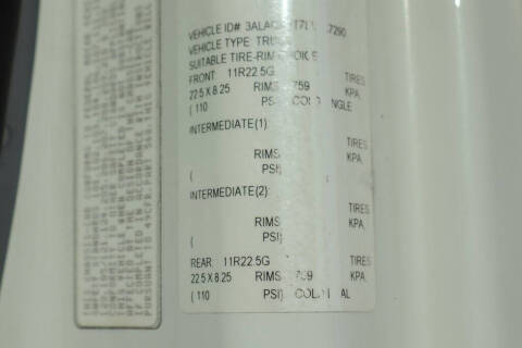 2014 Freightliner M2 106