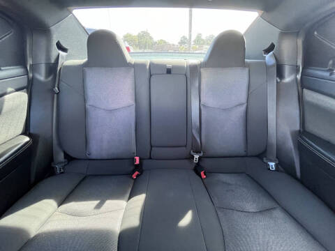 2012 Dodge Avenger SE V6