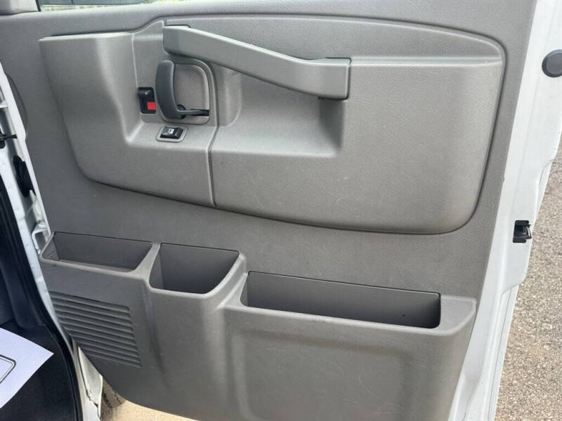 2019 Chevrolet Express 2500