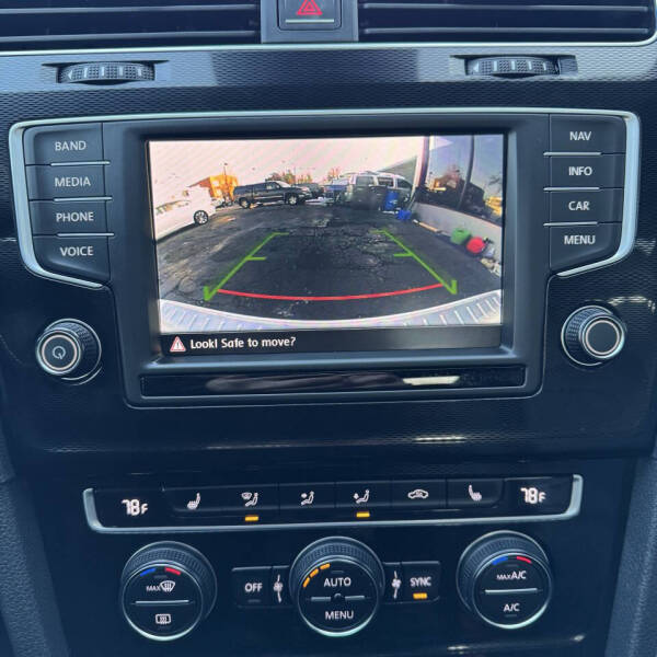 2016 Volkswagen Golf GTI Autobahn