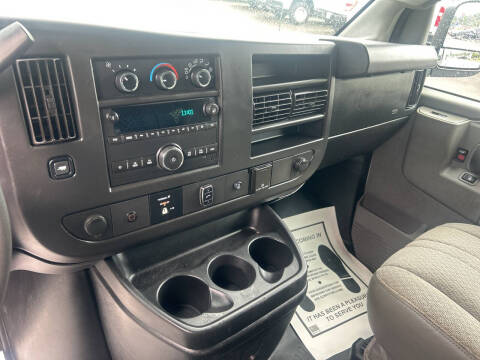 2017 Chevrolet Express 2500