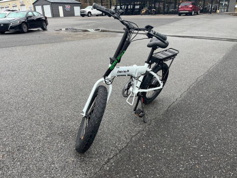 2025 Benelli E-Fold 500