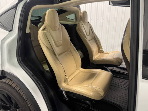 2017 Tesla Model X 75D