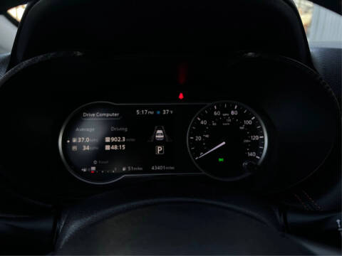 2024 Nissan Versa SR