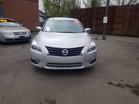 2014 Nissan Altima for sale at Frankies Auto Sales in Detroit MI