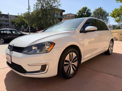 2016 Volkswagen e-Golf SE