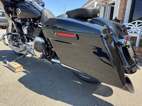 2017 Harley-Davidson FLTRXS ROAD GLIDE