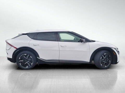 2025 Kia EV6 Wind