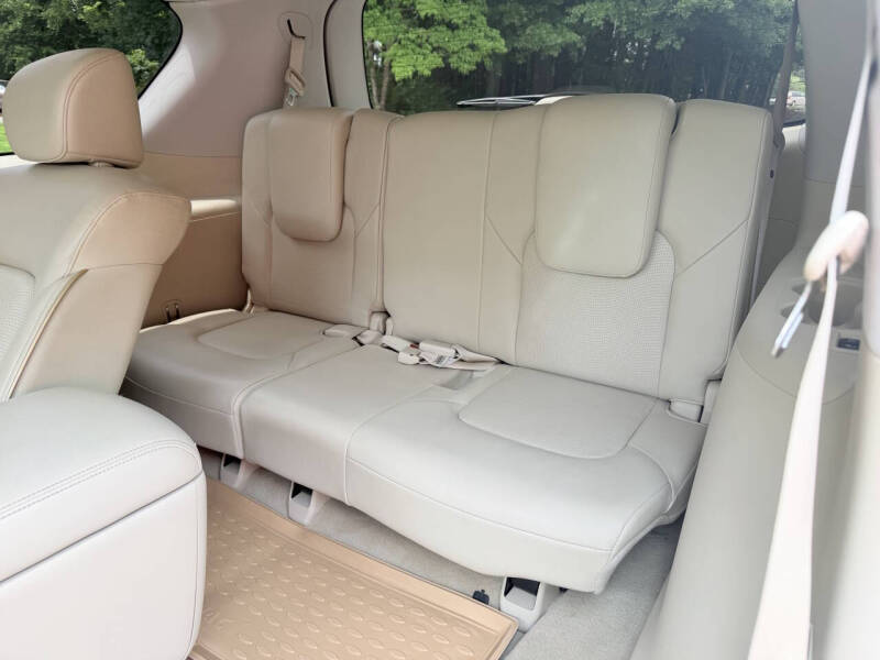 2015 Infiniti QX80