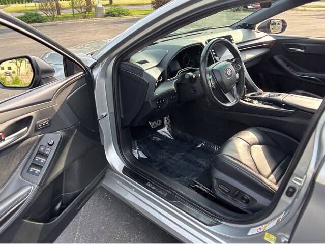 Used 2019 Toyota Avalon Touring with VIN 4T1BZ1FB9KU007470 for sale in Madison, WI