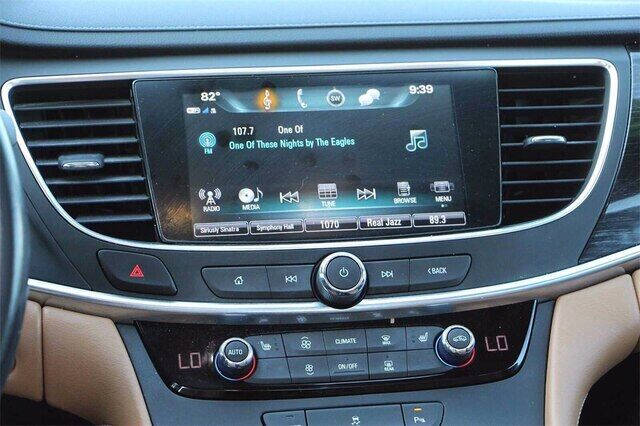 2017 Buick LaCrosse Essence