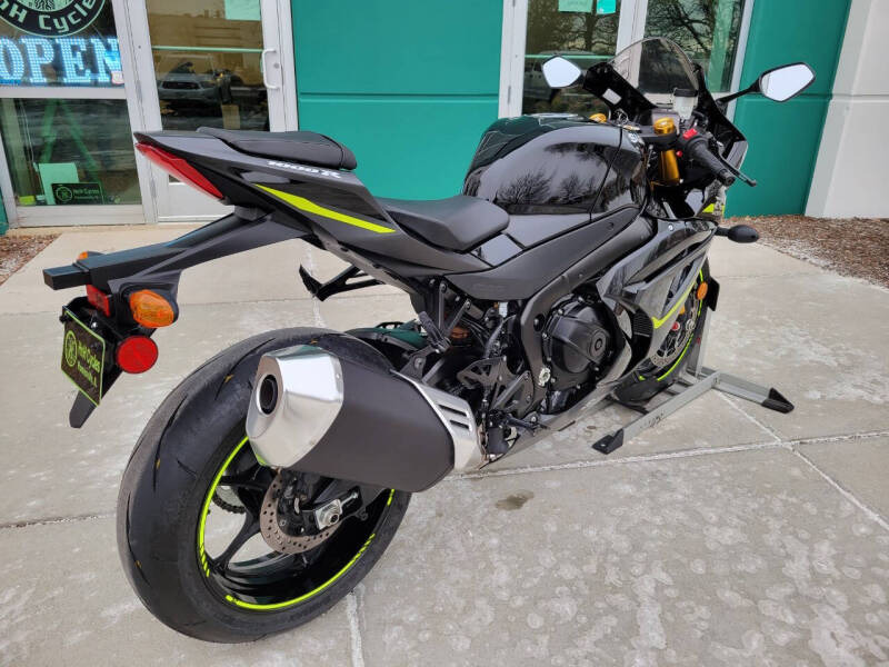 2023 Suzuki GSX-R1000R