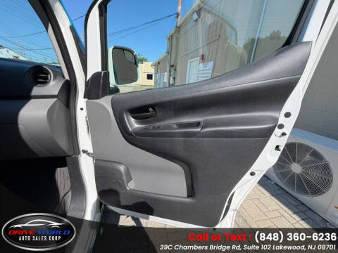 2015 Nissan NV200