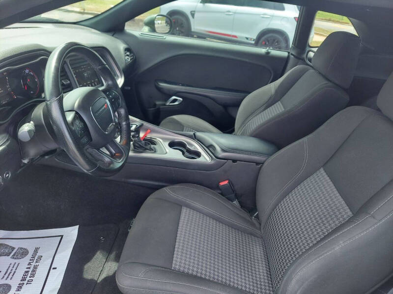 2023 Dodge Challenger SXT