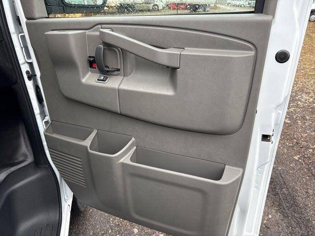 2025 GMC Savana 2500