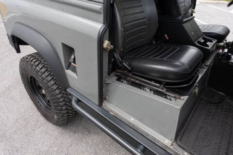 1991 Land Rover Defender