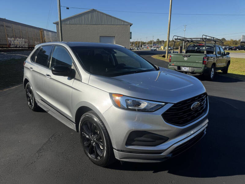 2022 Ford Edge SE's photo