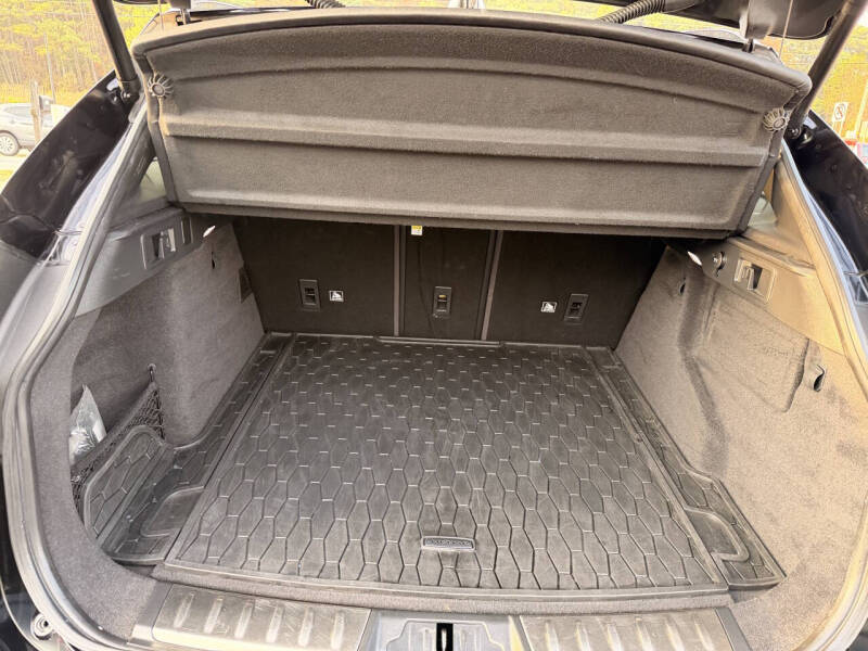 2019 Jaguar F-PACE 25t Premium