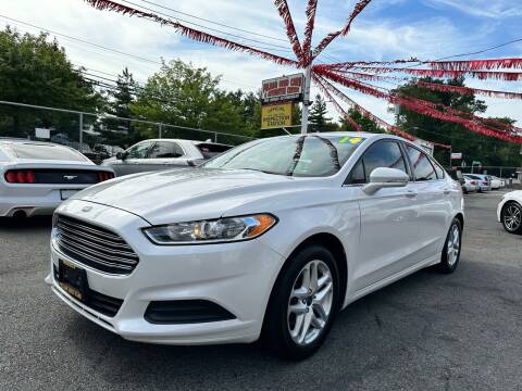2014 Ford Fusion for sale at PELHAM USED CARS & AUTOMOTIVE CENTER in Bronx NY
