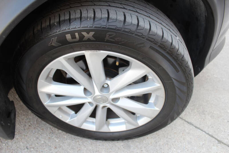 2017 Nissan Rogue Sport S