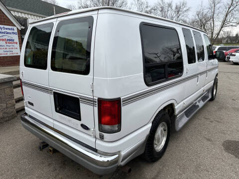 2000 Ford E-Series E-150
