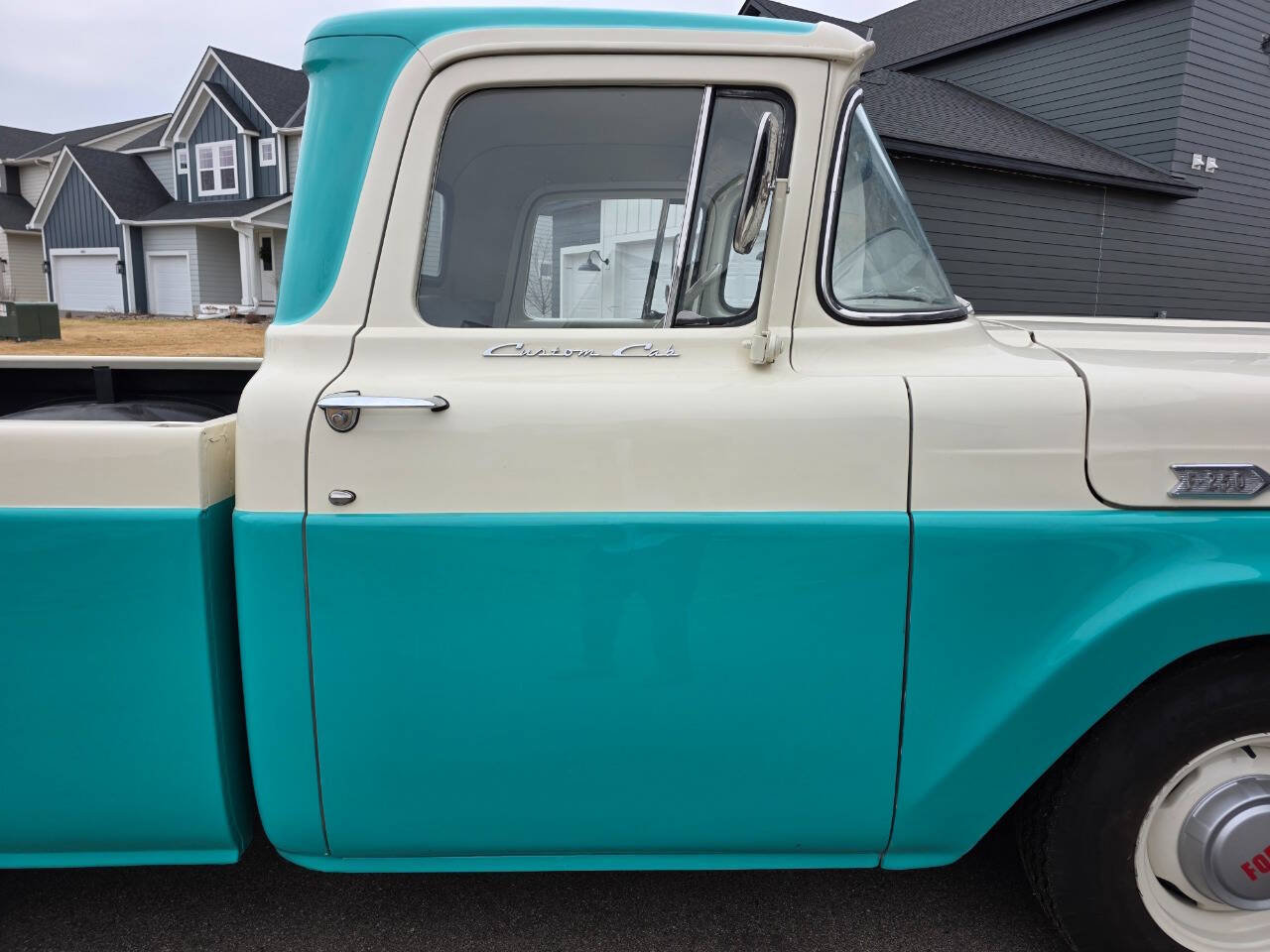 1960 Ford F-250 43