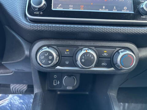 2025 Nissan Kicks Play S