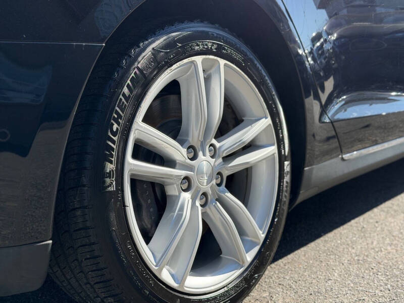 2016 Tesla Model S 70