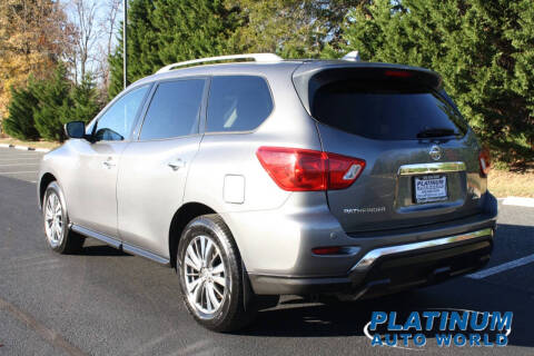 2019 Nissan Pathfinder S