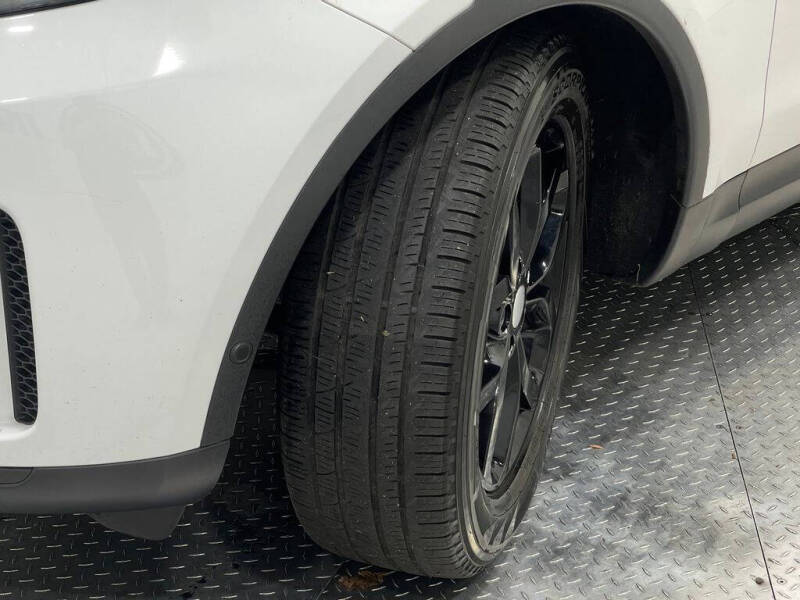 2017 Land Rover Discovery SE