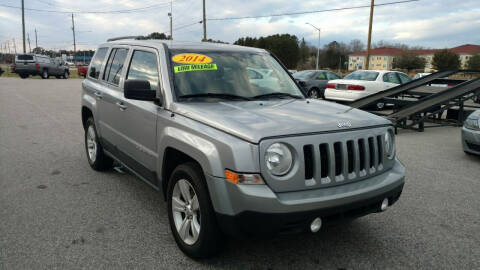 2014 Jeep Patriot for sale at Kelly & Kelly Supermarket of Cars in Fayetteville NC