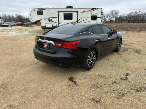 2017 Nissan Maxima