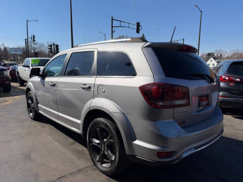 2020 Dodge Journey Crossroad