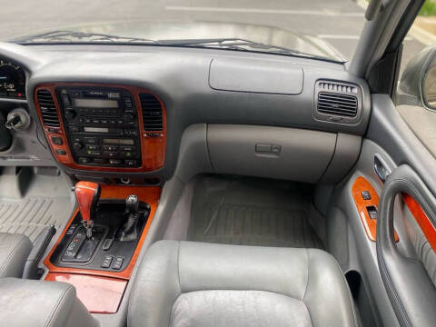 2000 Lexus LX 470