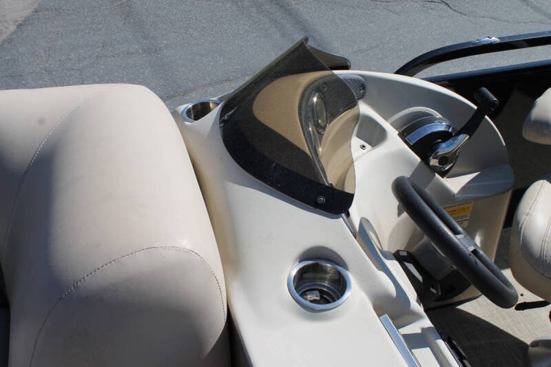 2016 Bentley Cruise SE