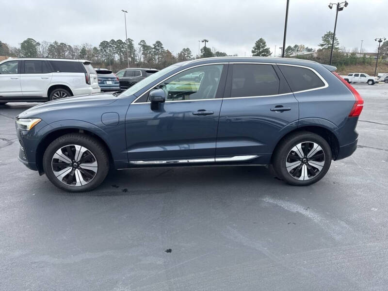 2023 Volvo XC60 Recharge T8 Plus Bright Theme