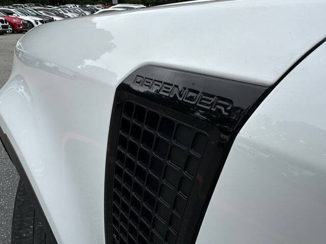 2022 Land Rover Defender 110 S