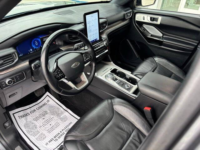 2022 Ford Explorer Hybrid Platinum