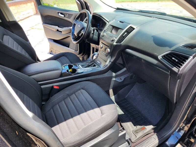 2016 Ford Edge SE - Photo 22