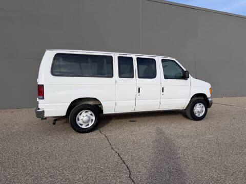 2007 Ford E-Series E-150 XLT