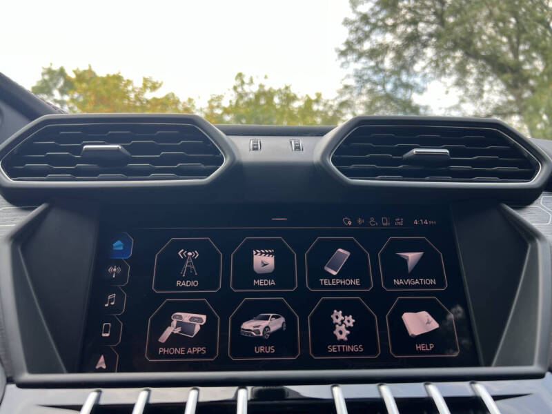 2019 Lamborghini Urus