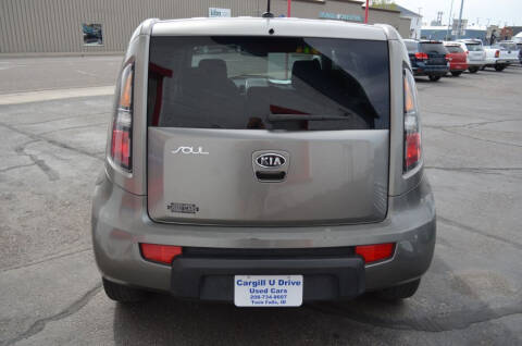 2011 Kia Soul +