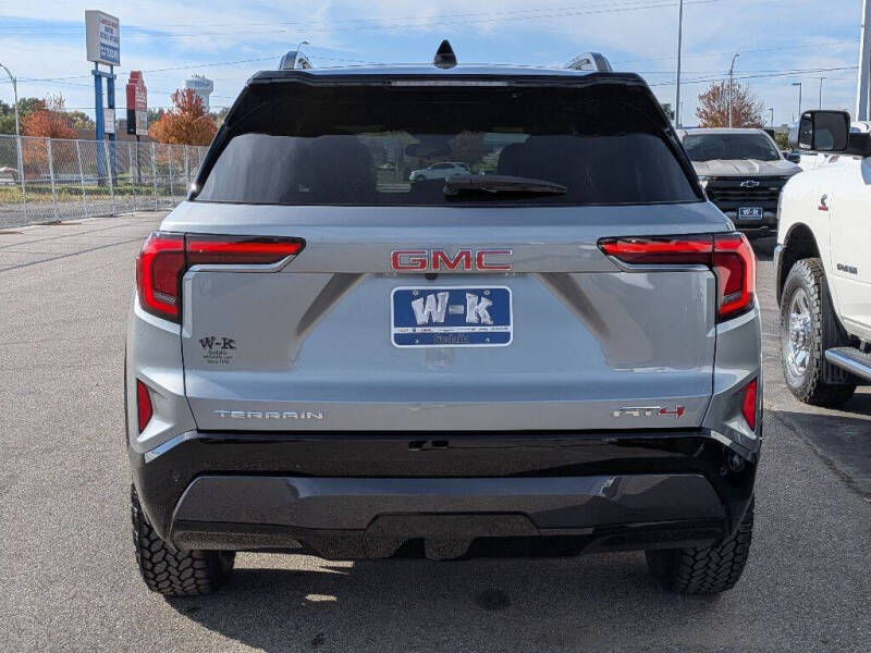 2026 GMC Terrain AT4