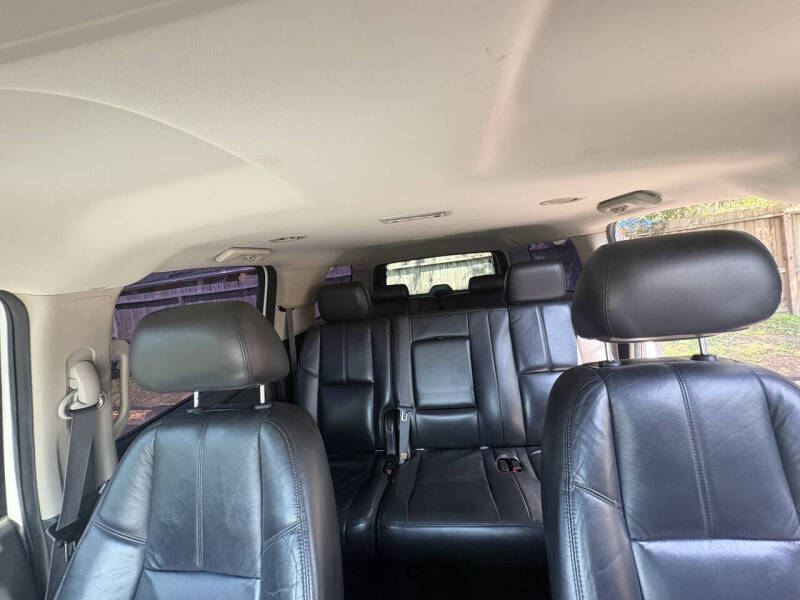 2011 Chevrolet Suburban LT