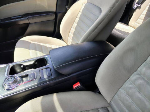 2017 Ford Fusion S