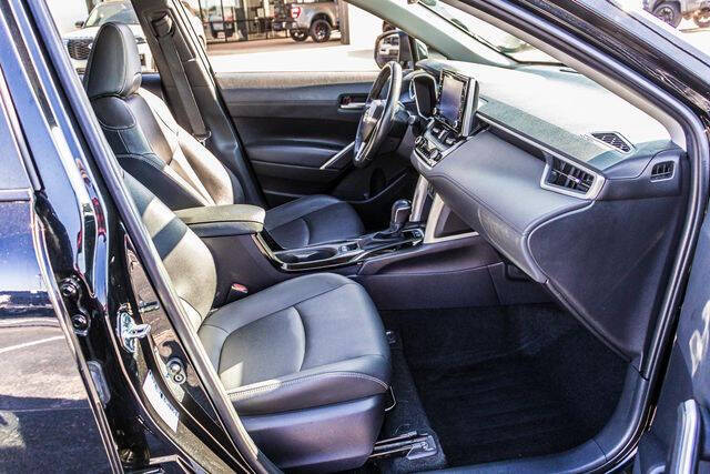 2022 Toyota Corolla Cross XLE