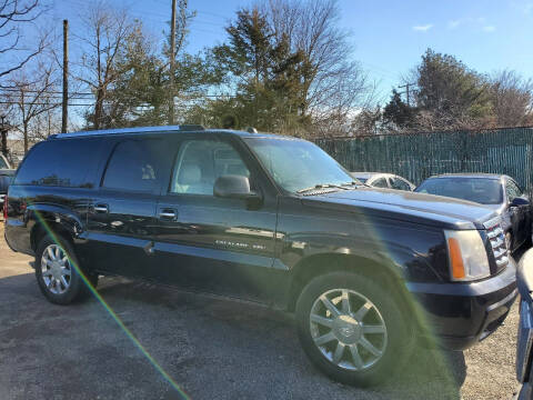 2005 Cadillac Escalade ESV for sale at M & M Auto Brokers in Chantilly VA