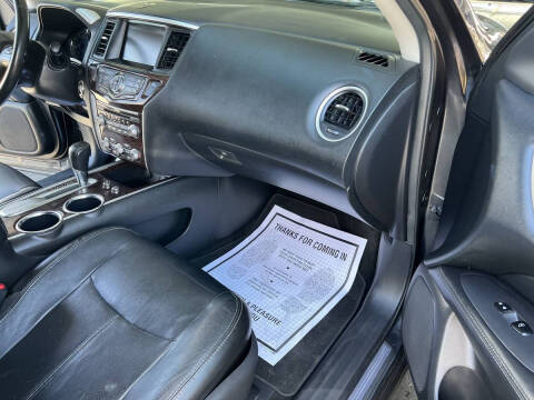 2013 Nissan Pathfinder Platinum